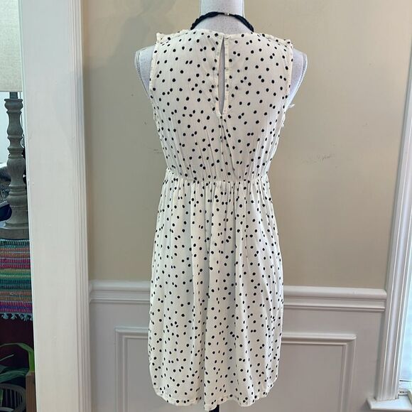 Envie de Fraise Paris Sleeveless Dress. US 2 - Picture 6 of 11